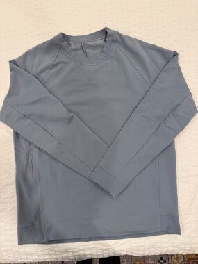 lululemon athletica muted light gray crewneck sweatshirt